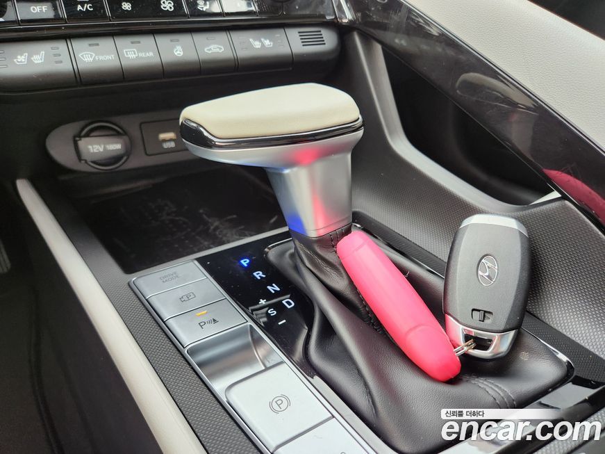 Hyundai AVANTE 2021