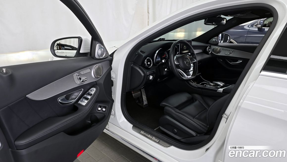 Mercedes-Benz C-Class 2018