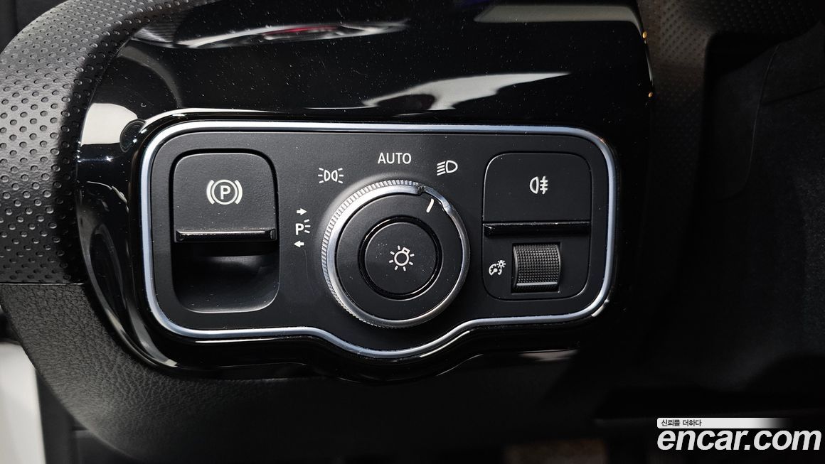 Mercedes-Benz A-Class 2021