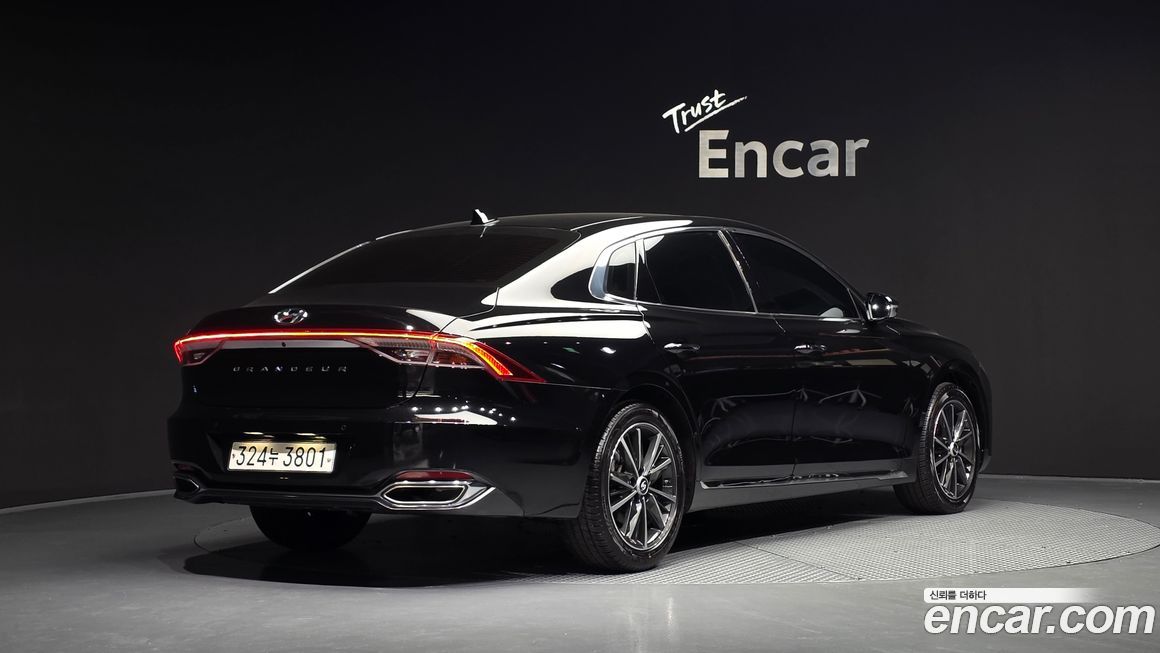 Hyundai Grandeur 2022