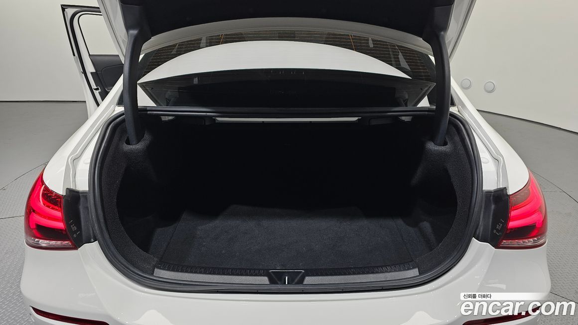 Mercedes-Benz A-Class 2021