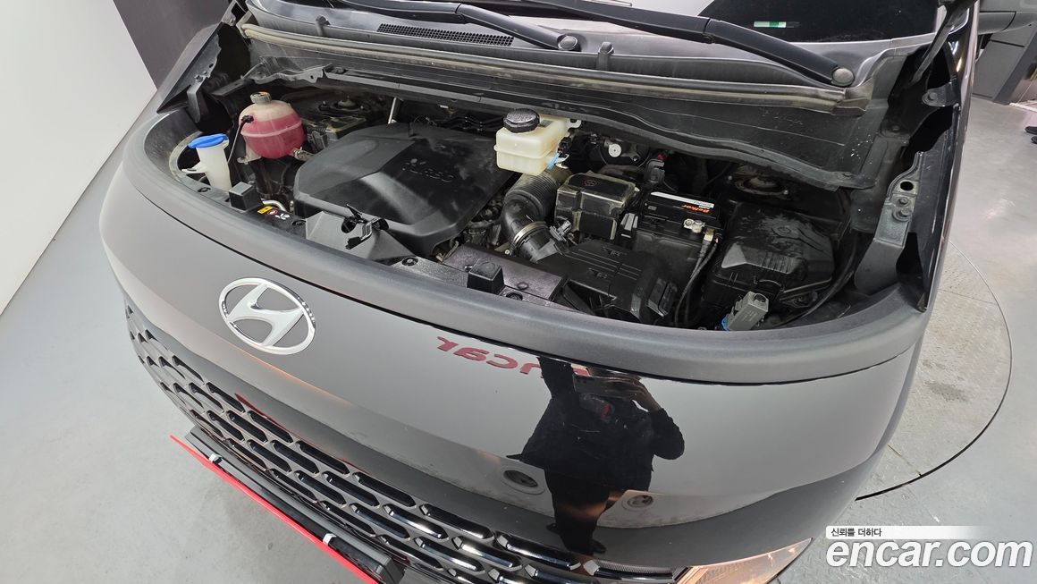 Hyundai Staria 2022
