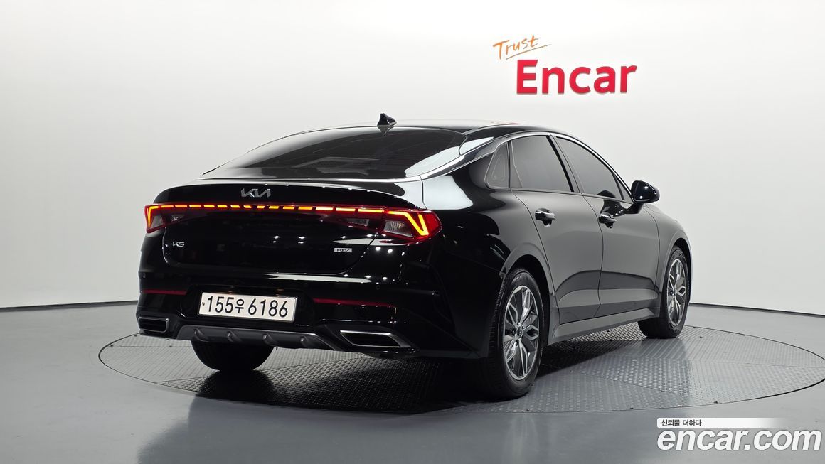 Kia K5 2023