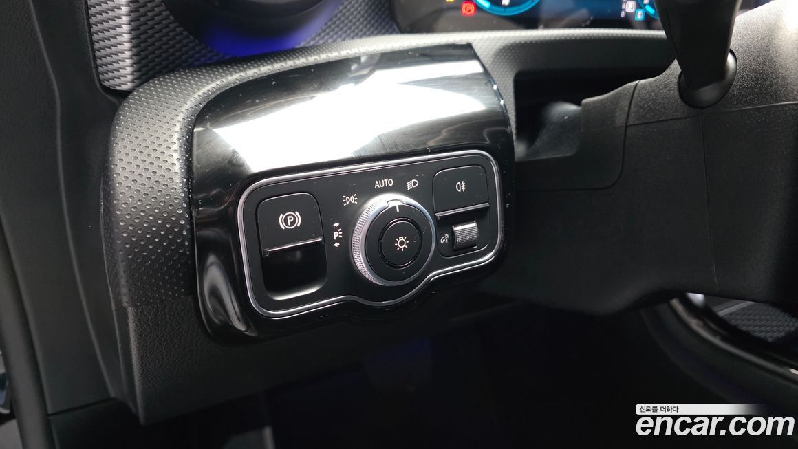 Mercedes-Benz A-Class 2021