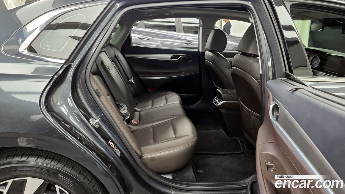 Hyundai Grandeur 2020