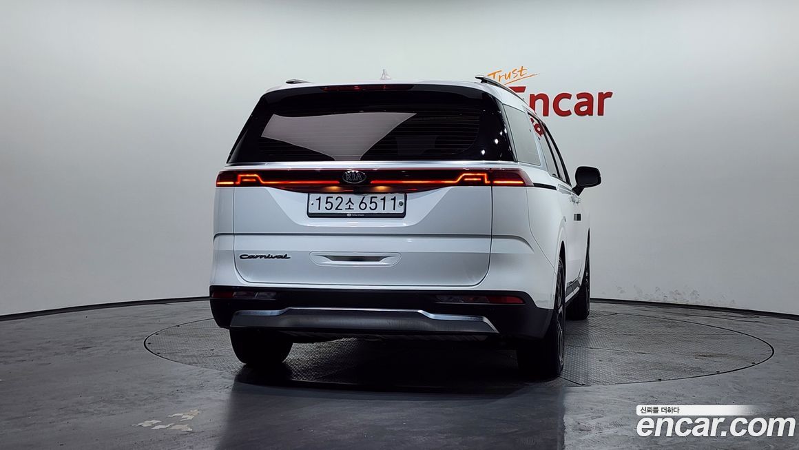 Kia Canival 2021