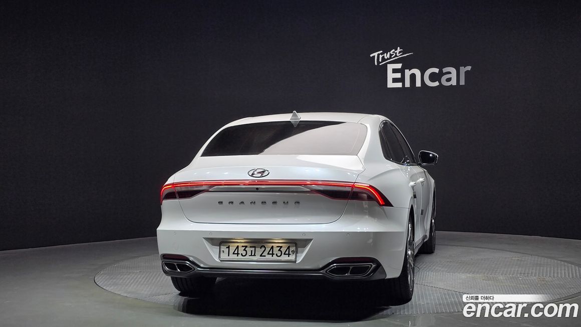 Hyundai Grandeur 2020