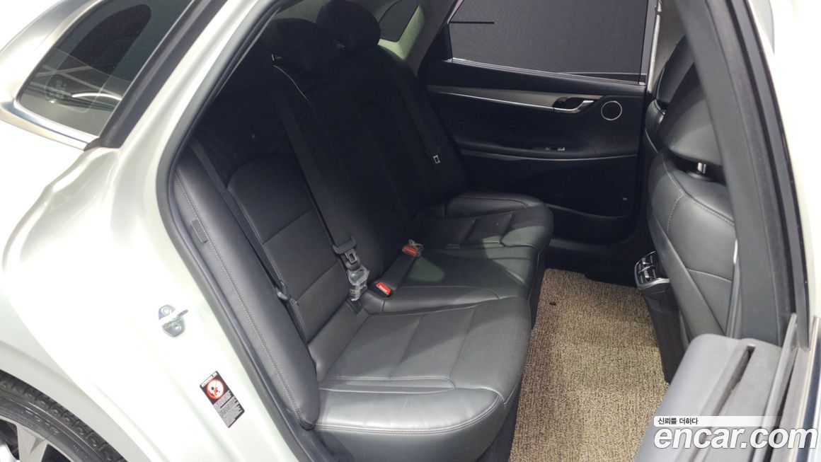 Hyundai Grandeur 2021