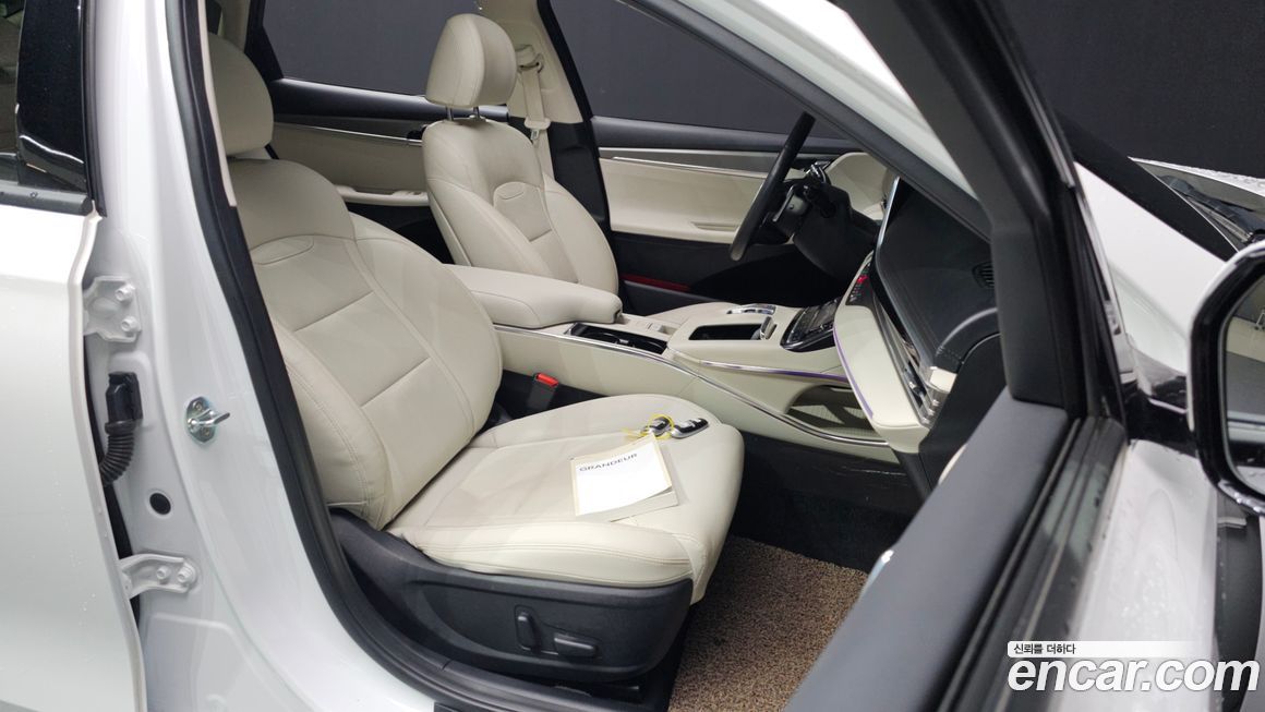 Hyundai Grandeur 2022