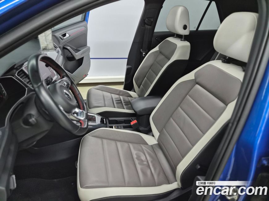 Volkswagen T-Roc 2021