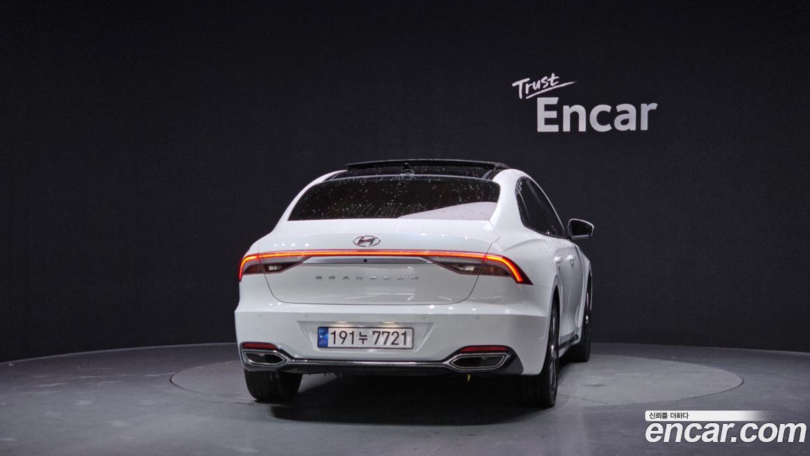 Hyundai Grandeur 2022