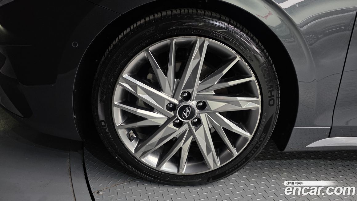 Hyundai Grandeur 2020