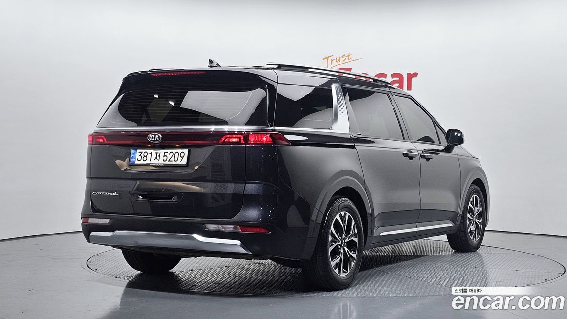 Kia Canival 2021