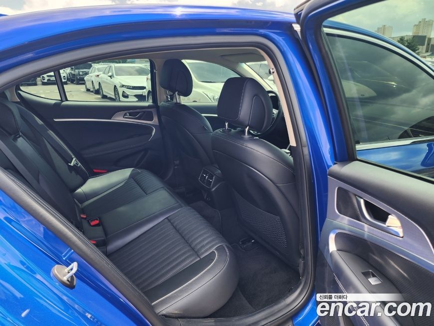 Genesis G70 2021