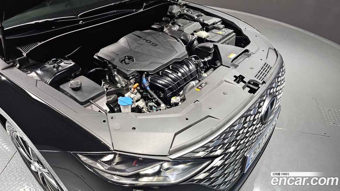 Hyundai Grandeur 2022