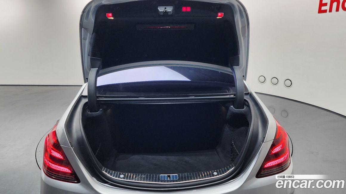 Mercedes-Benz S-Class 2015