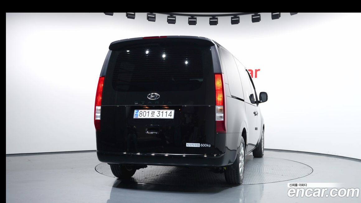 Hyundai Staria 2024