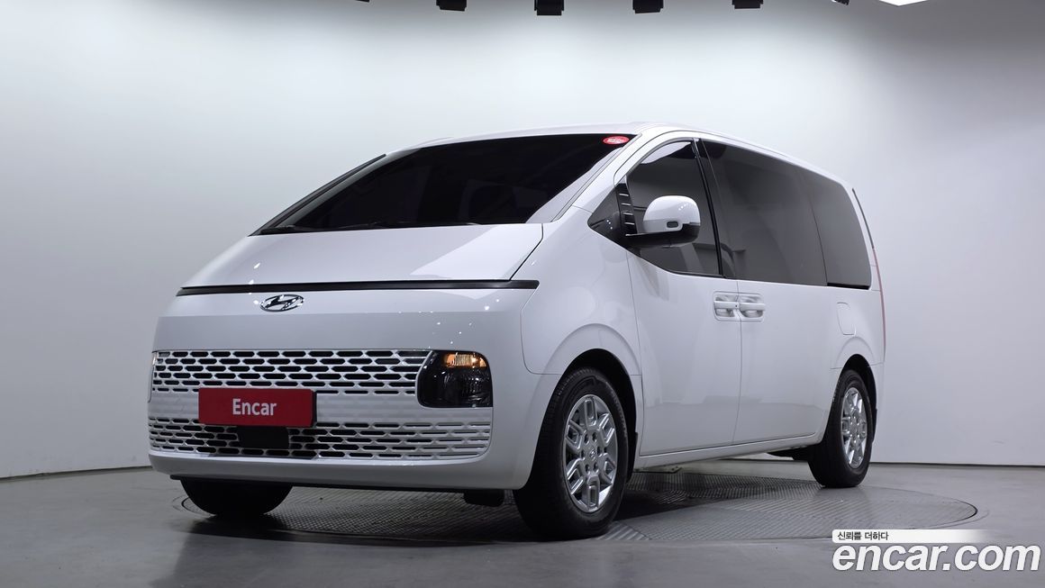 Hyundai Staria 2023
