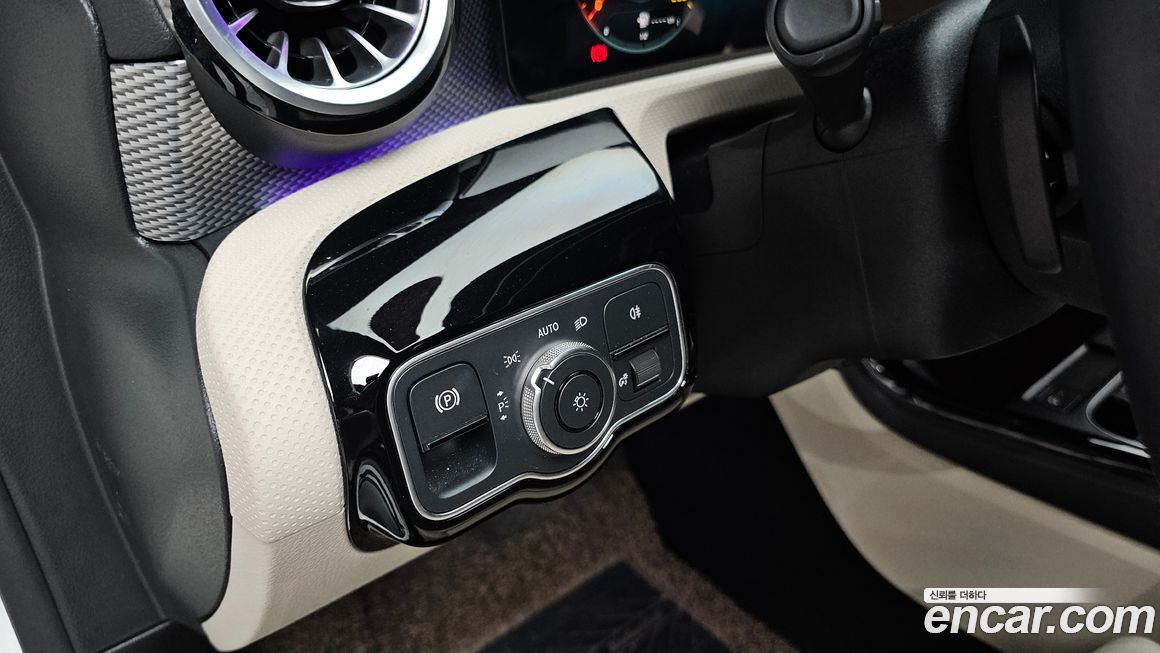 Mercedes-Benz A-Class 2022