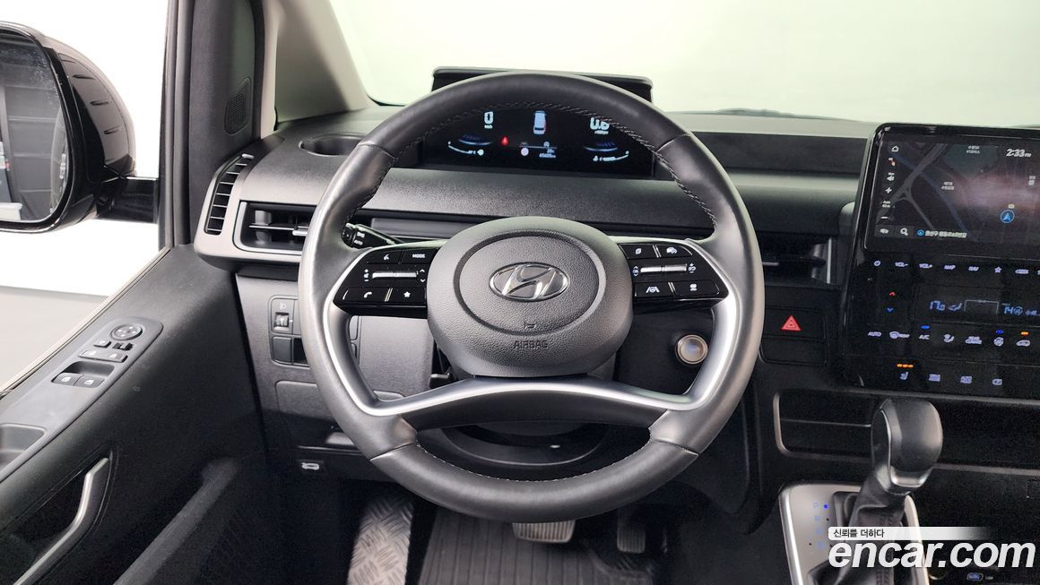 Hyundai Staria 2023