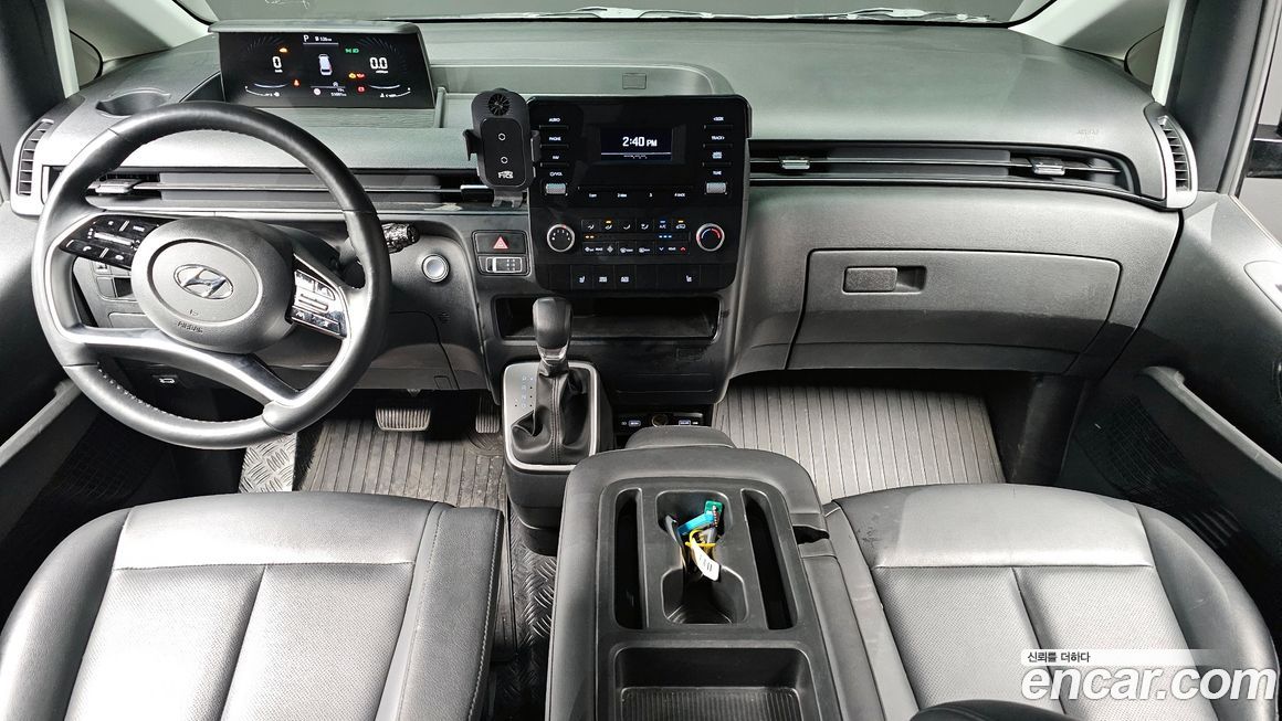 Hyundai Staria 2024