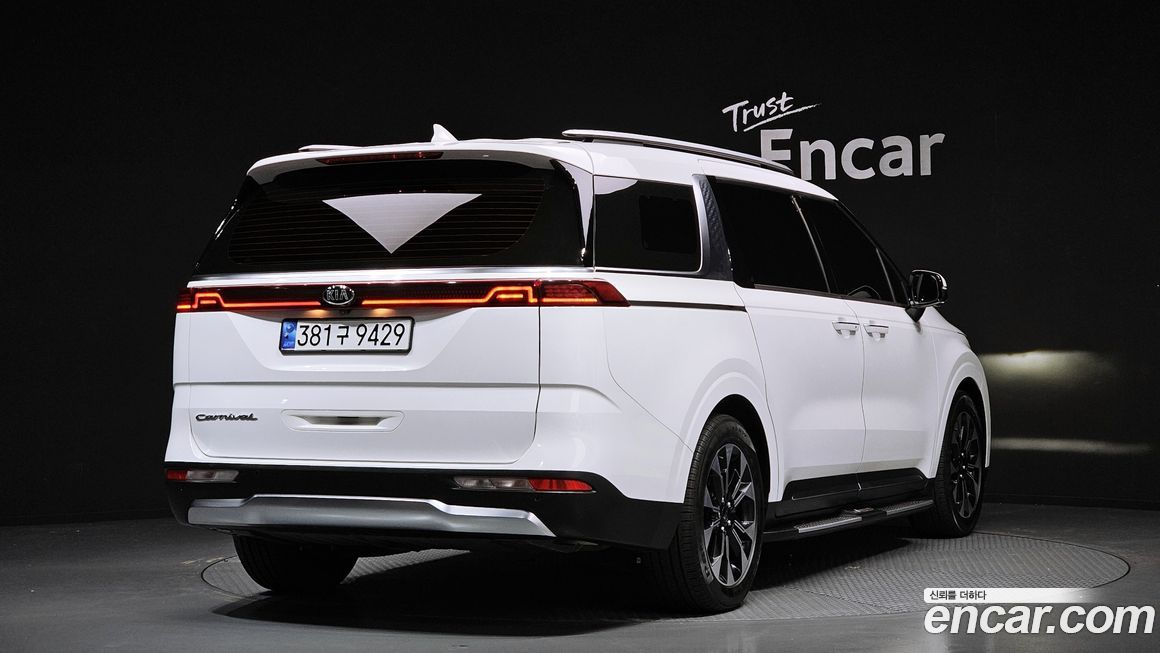 Kia Canival 2021