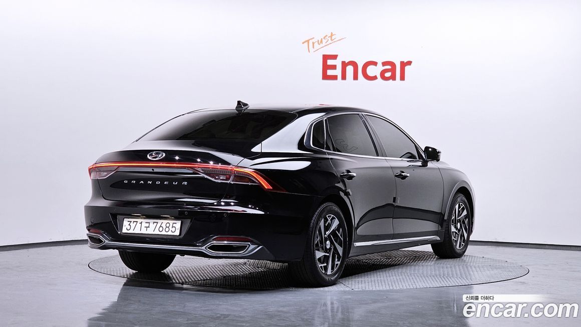 Hyundai Grandeur 2022