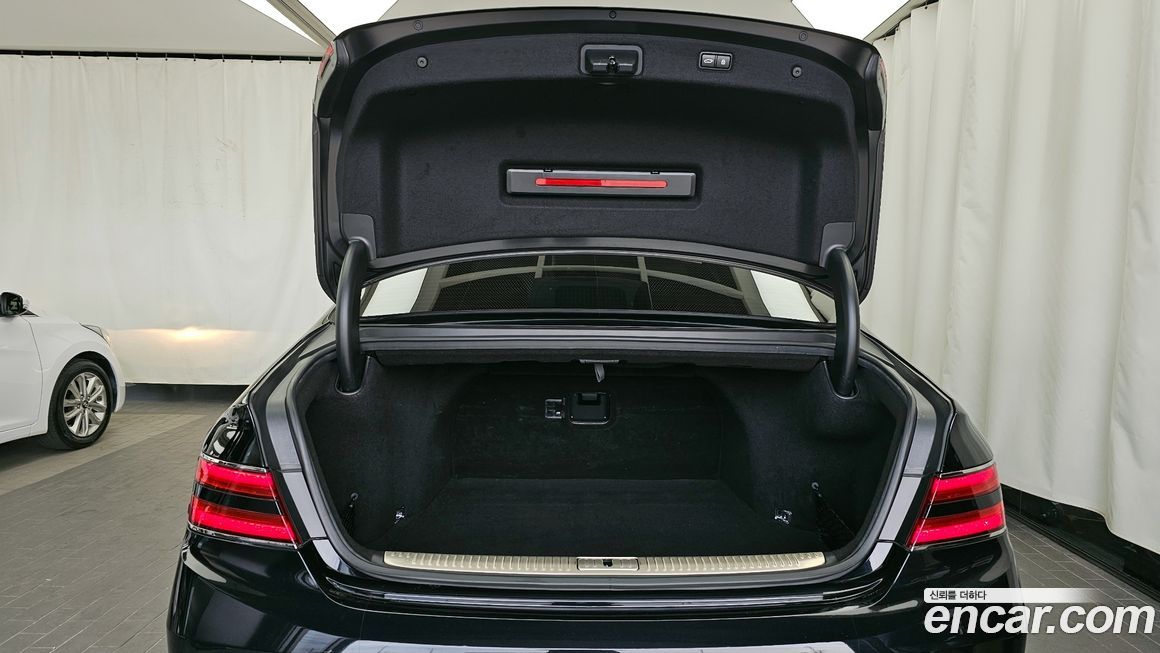 Genesis G90 2019