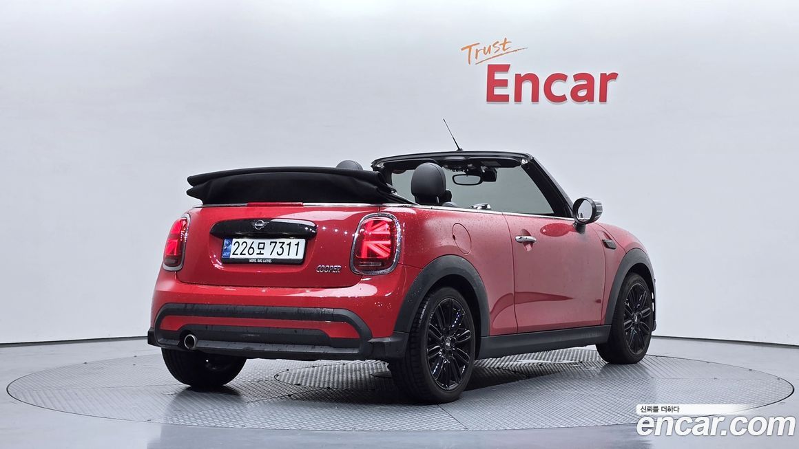 Mini Cooper Convertible 2024