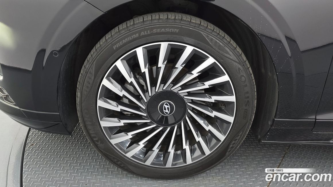 Hyundai Grandeur 2023