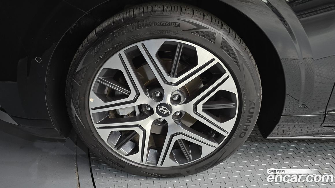 Hyundai Grandeur 2023