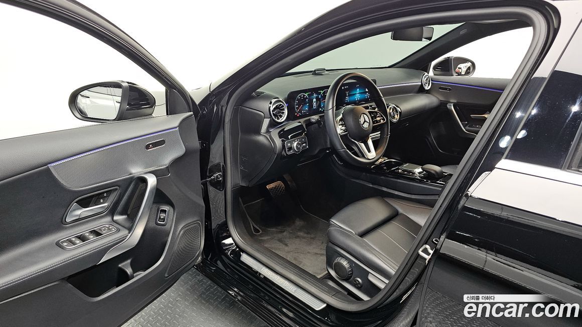 Mercedes-Benz A-Class 2022