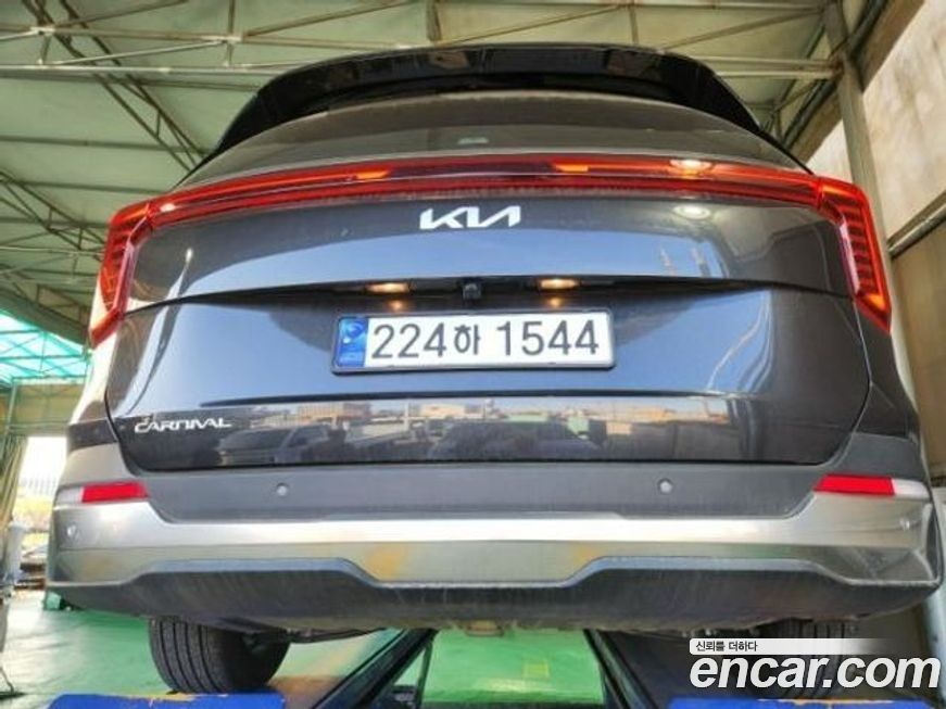 Kia Canival 2025