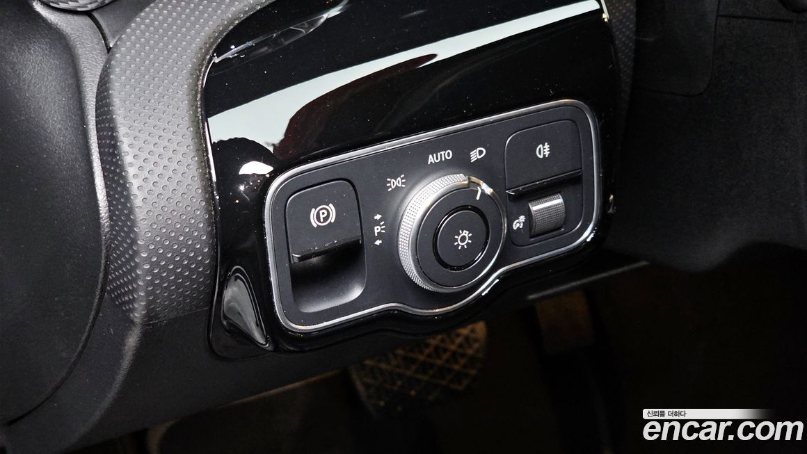 Mercedes-Benz A-Class 2022