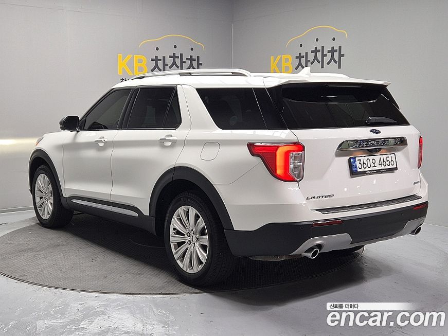 Ford Explorer 2022
