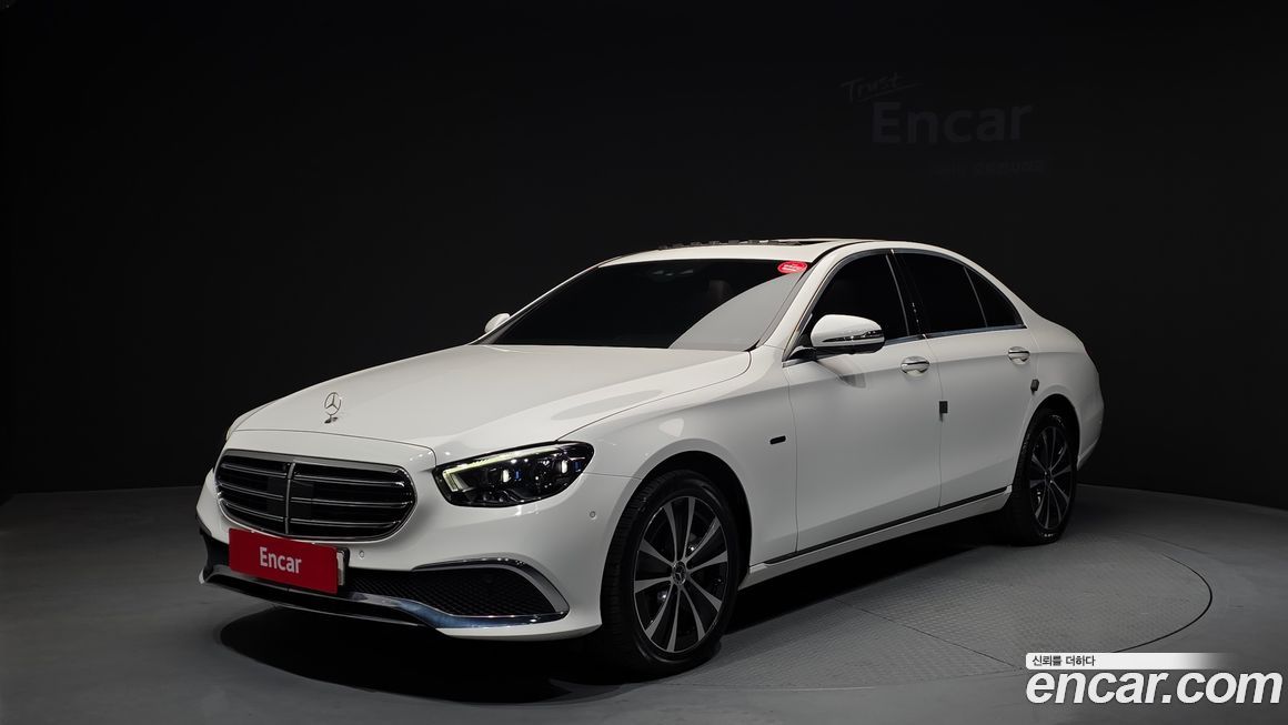 Mercedes-Benz E-Class 2021
