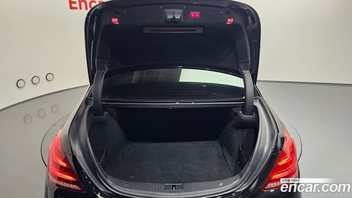 Mercedes-Benz S-Class 2016