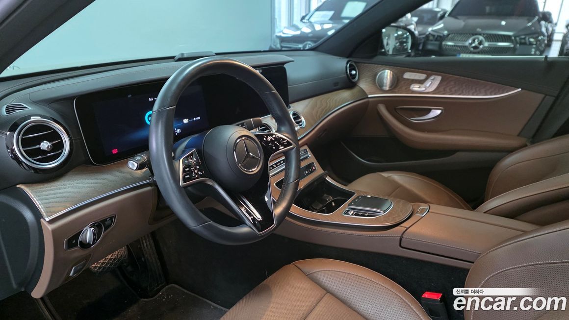 Mercedes-Benz E-Class 2021