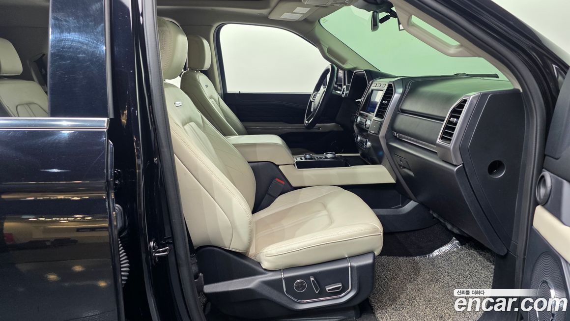 Ford Expedition 2021