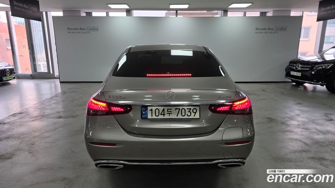 Mercedes-Benz E-Class 2021