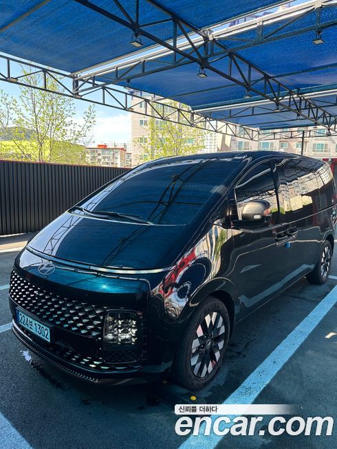 Hyundai Staria 2025
