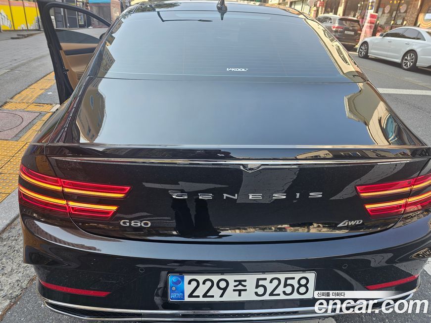 Genesis G80 2025