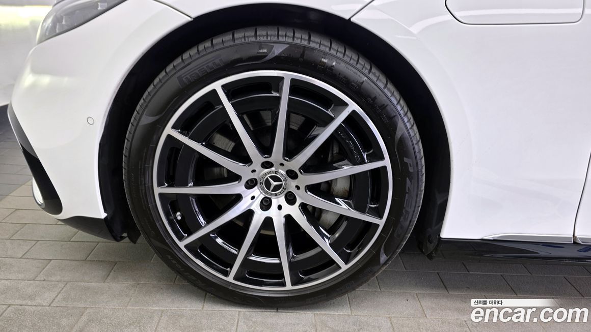 Mercedes-Benz EQS 2023