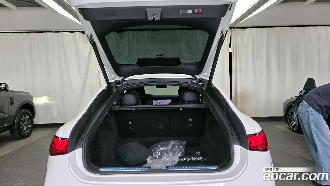 Mercedes-Benz EQS 2023