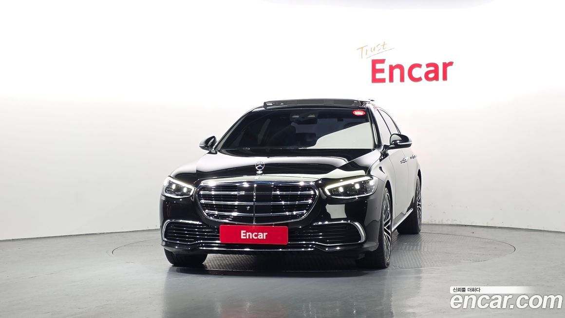 Mercedes-Benz S-Class 2021