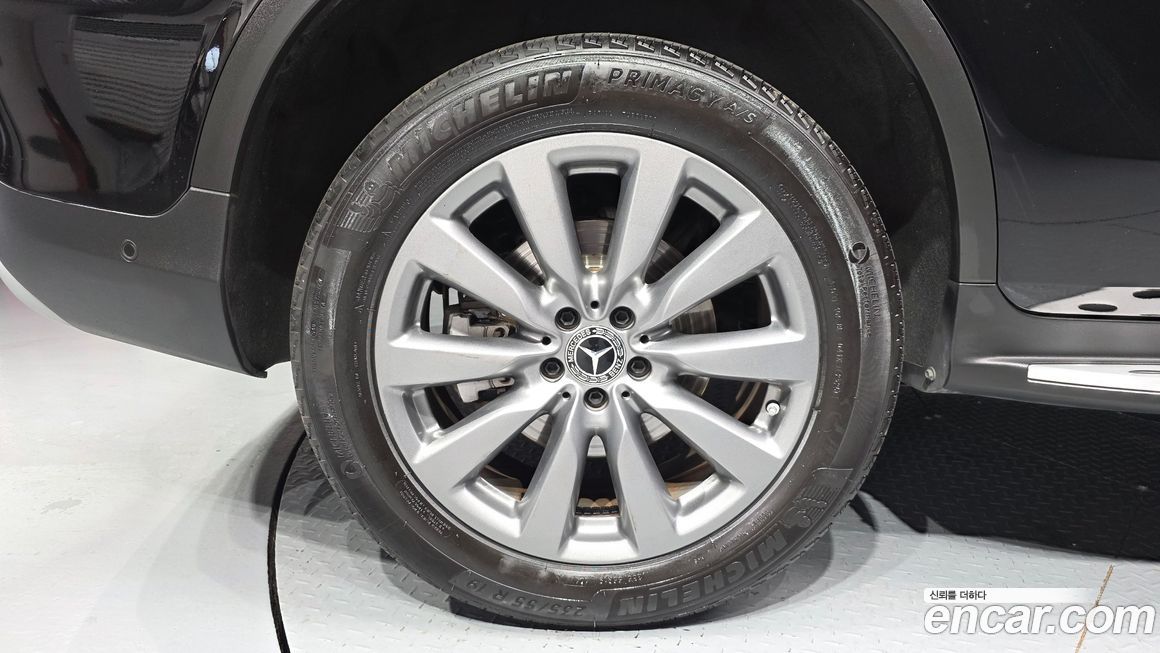 Mercedes-Benz GLC-Class 2019