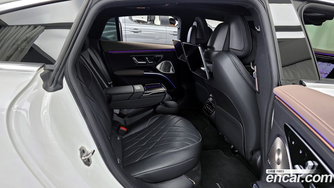 Mercedes-Benz EQS 2023