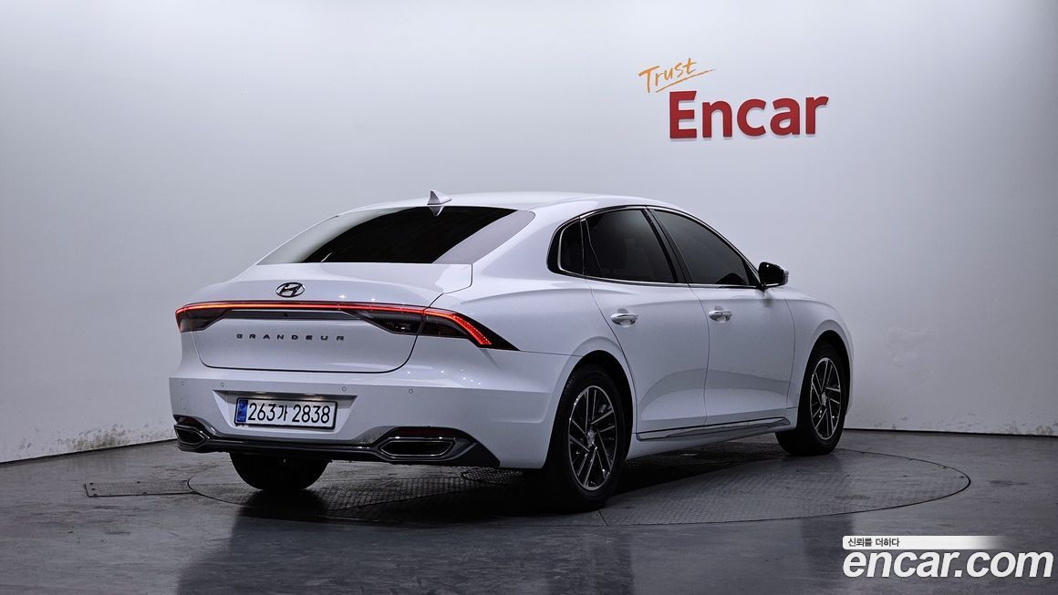 Hyundai Grandeur 2021