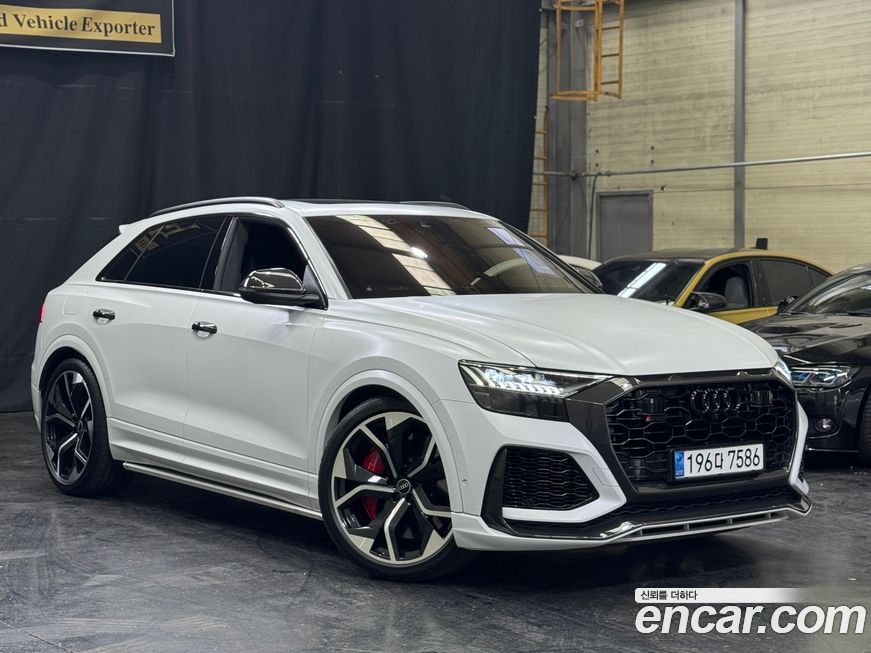 Audi RSQ8 2021
