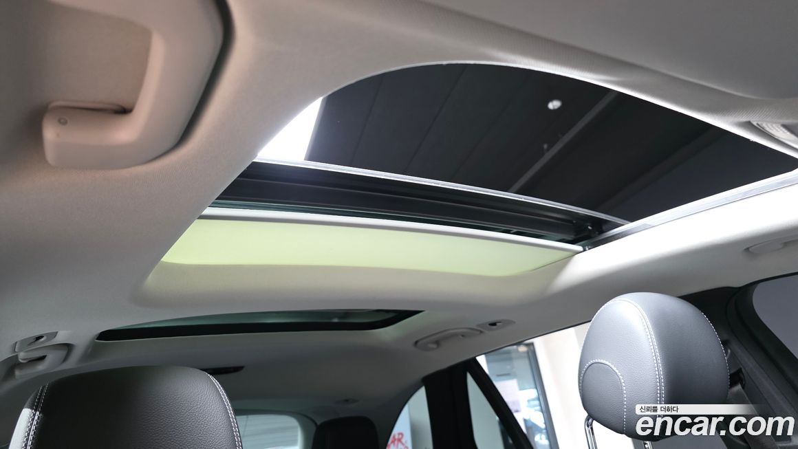 Mercedes-Benz GLC-Class 2019